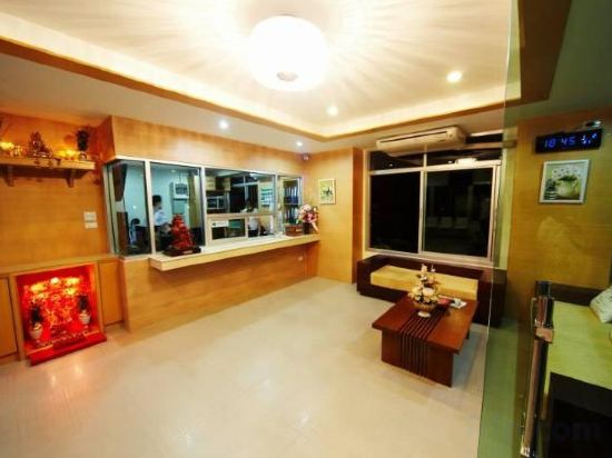 Фото Central place serviced apartment 1