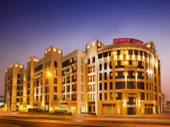 Hotel Movenpick Hotel Apartments Al Mamzar Dubai, Dubai, photo