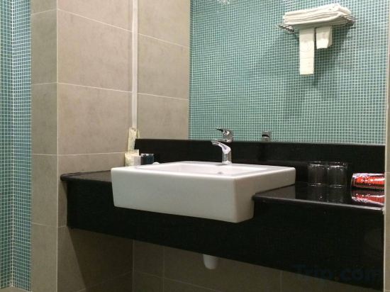 Фото Badi'ah Hotel