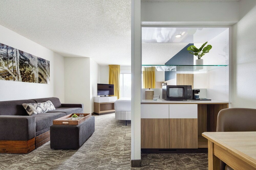 Фото SpringHill Suites Tempe at Arizona Mills Mall