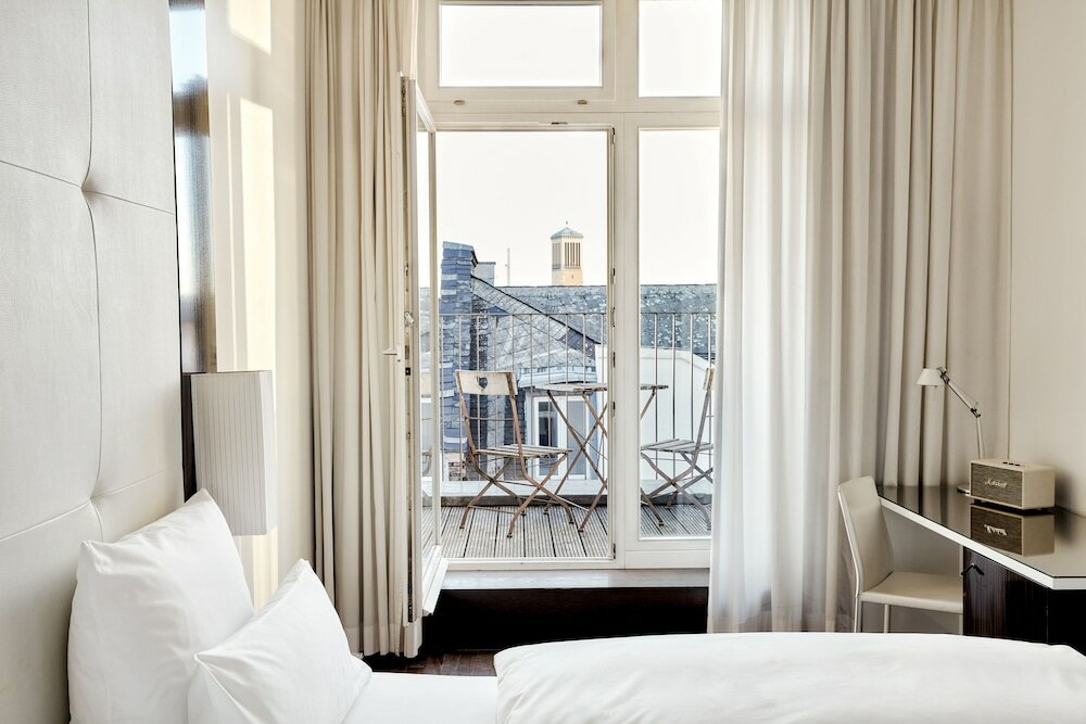 Фото The Pure, a Member of Design Hotels