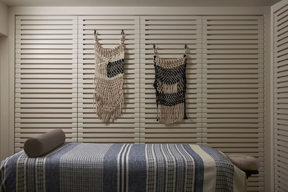 Фото Ace Hotel and Swim Club