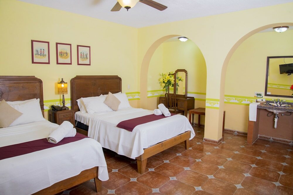 Фото Casa De Las Columnas