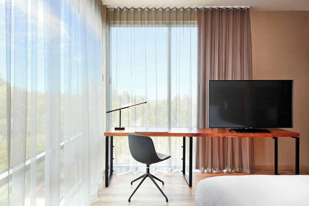 Фото Ac Hotel by Marriott Sunnyvale Cupertino