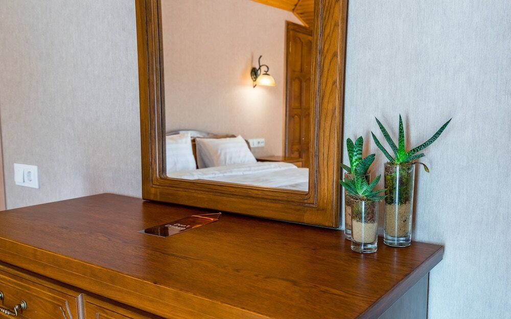 Фото Imperial House