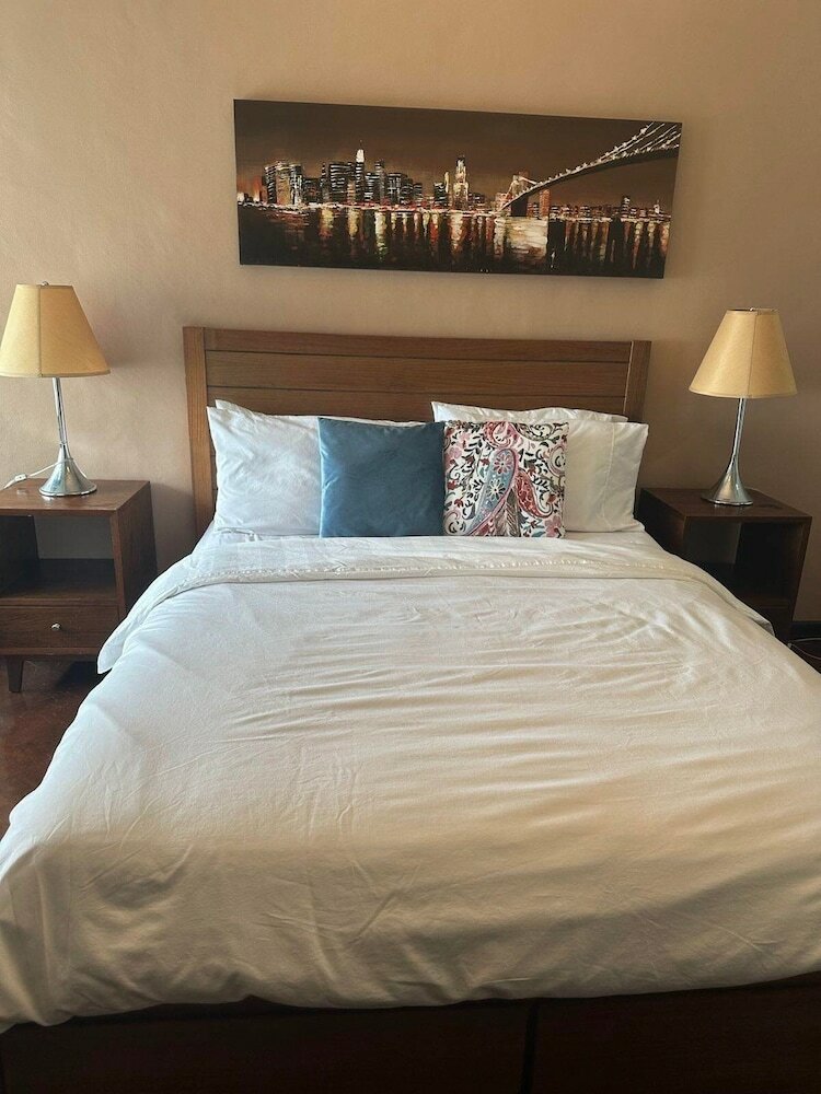 Фото Suites de Marina Manila