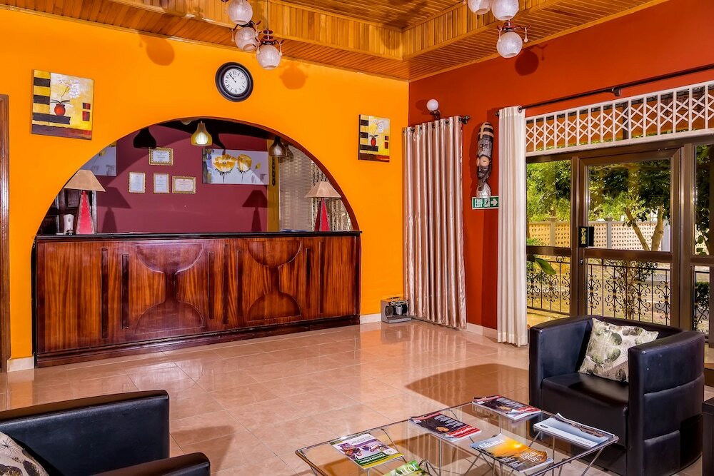 Фото отеля 2