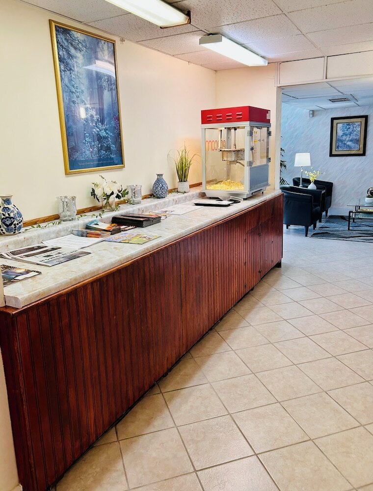 Фото Hospitality Inn