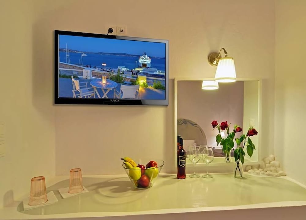 Фото Hotel Adamas