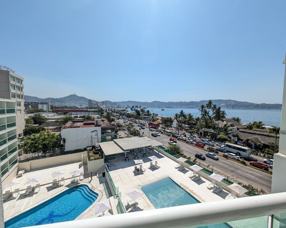 Фото We Hotel Acapulco