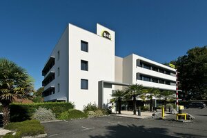 Гостиница B&b Hotel Pau Zénith