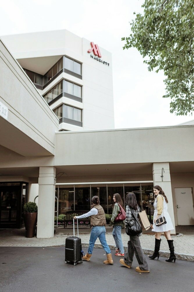 Фото Boston Marriott Peabody