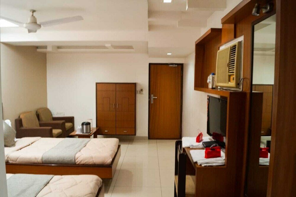 Фото Hotel Ambassador