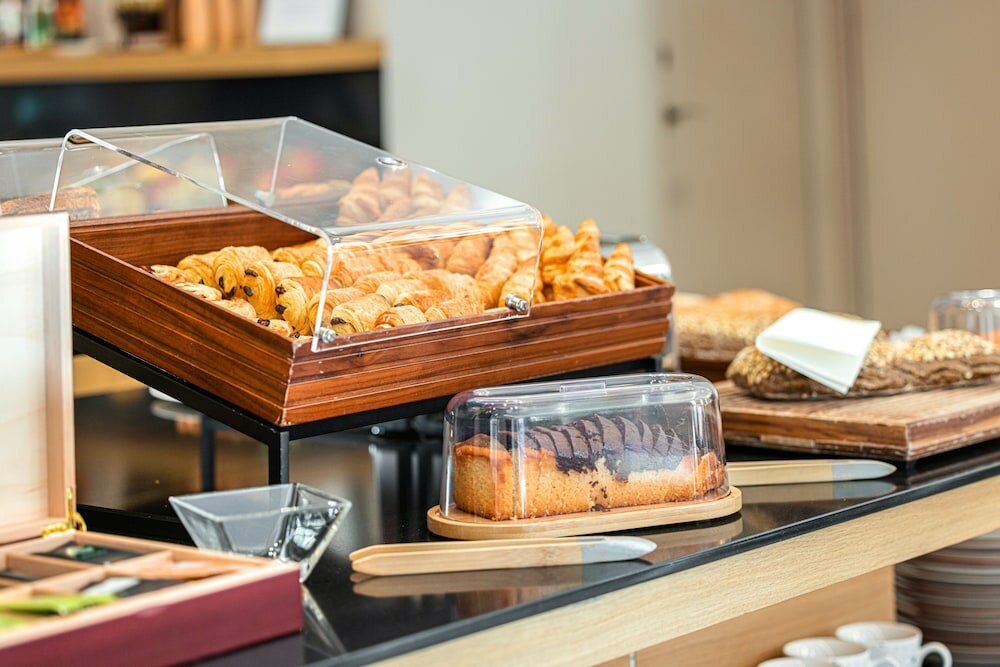 Фото Hôtel Apollinaire Nice