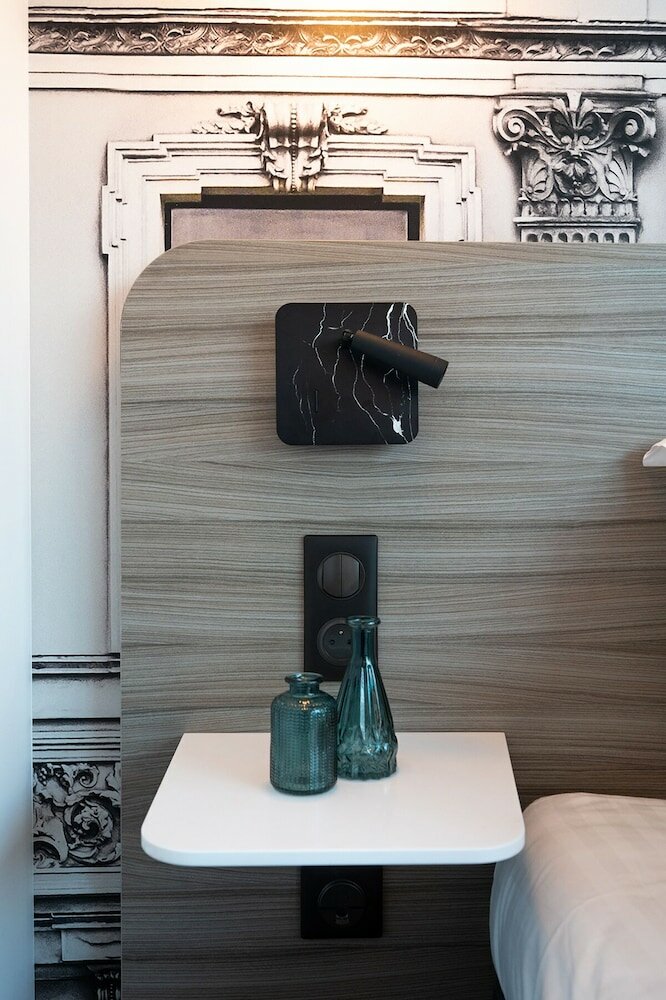 Фото Nemea Apparthotel Paris Levallois