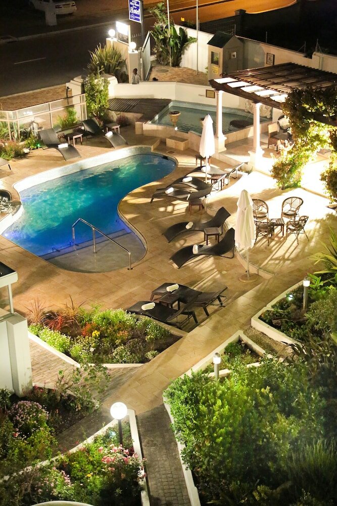 Фото Misty Waves Boutique Hotel