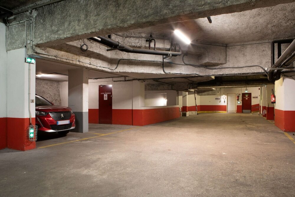 Фото Hotel Kyriad Paris Est - Bois De Vincennes