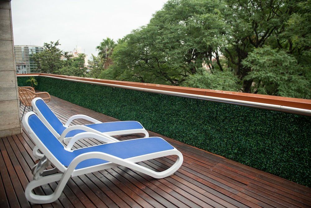 Фото Alejandro i Hotel