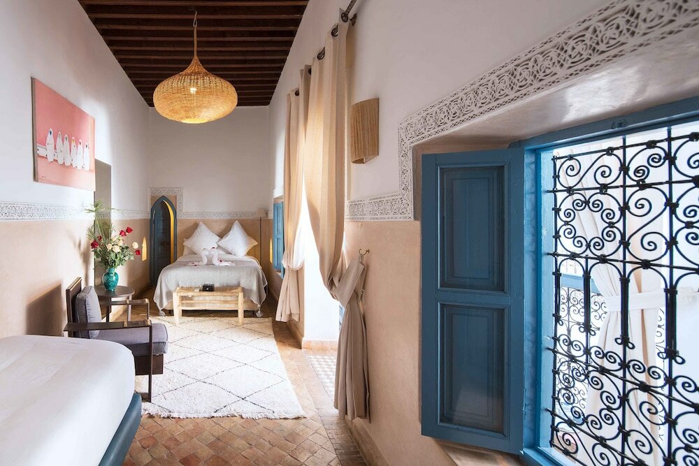 Фото Riad Assala