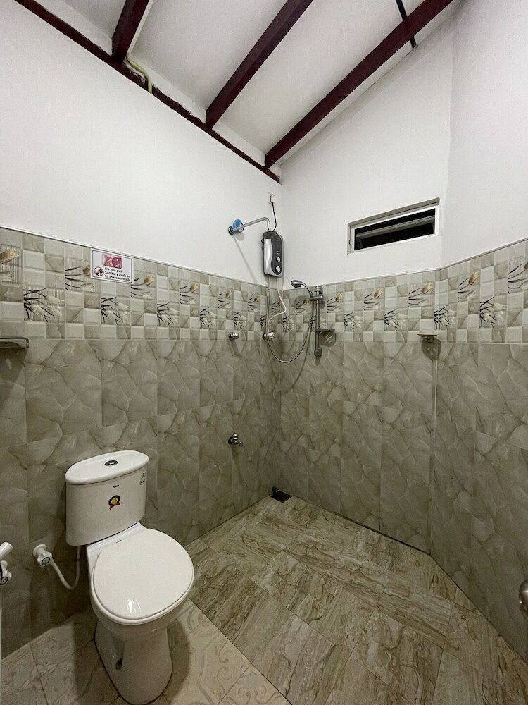 Фото Dinsara Pearl Villa