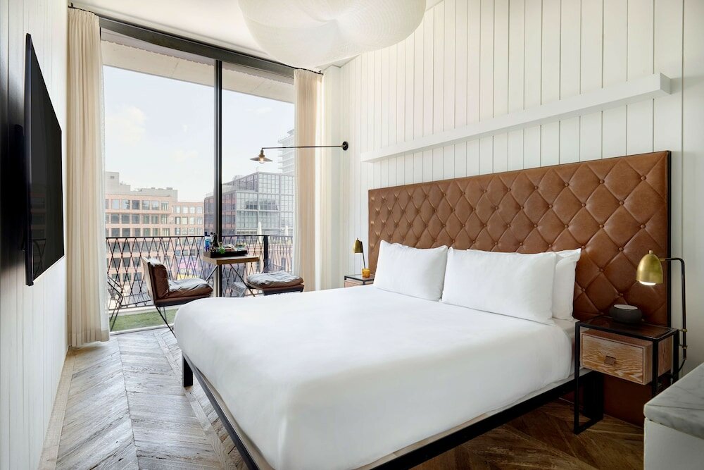 Фото The Williamsburg Hotel