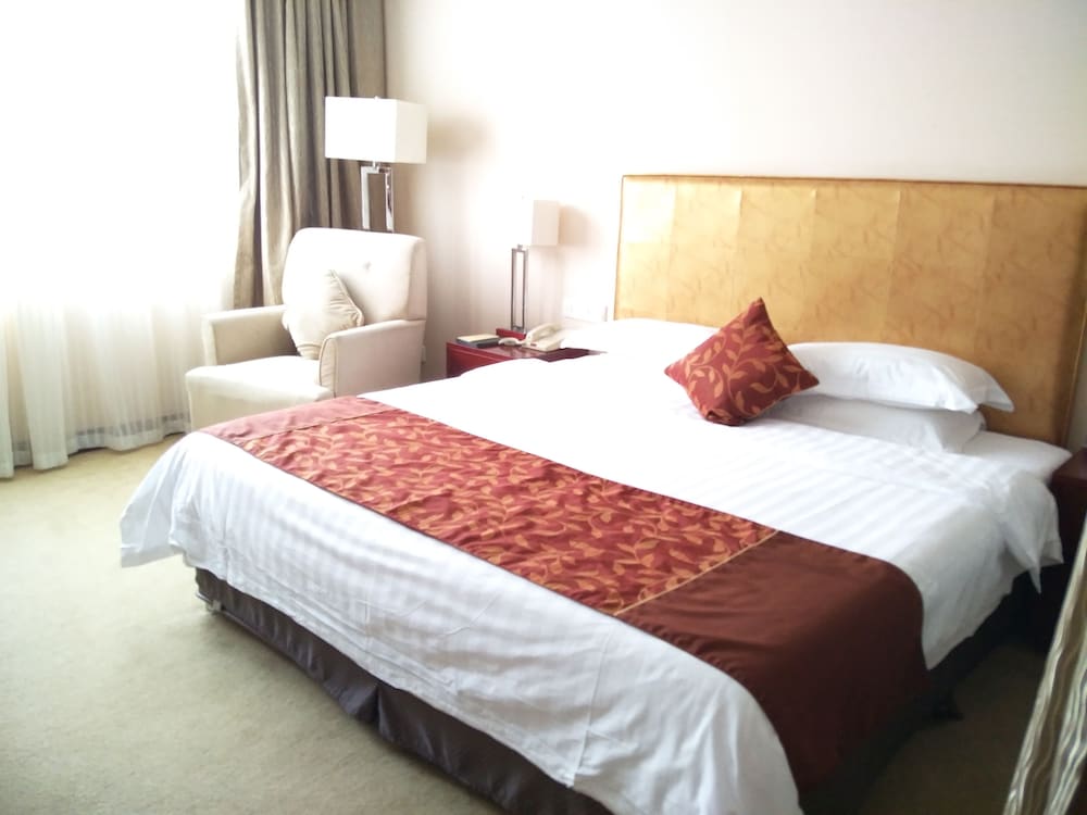 Фото Maison New Century Hotel Ningbo