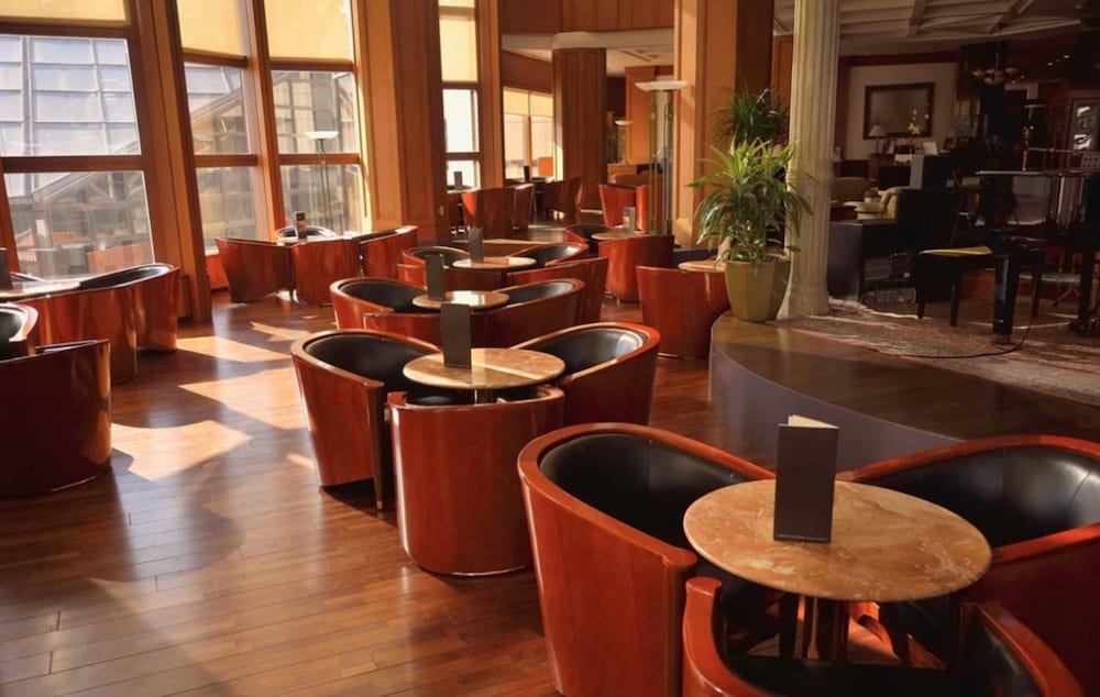 Фото Swiss Grand Hotel