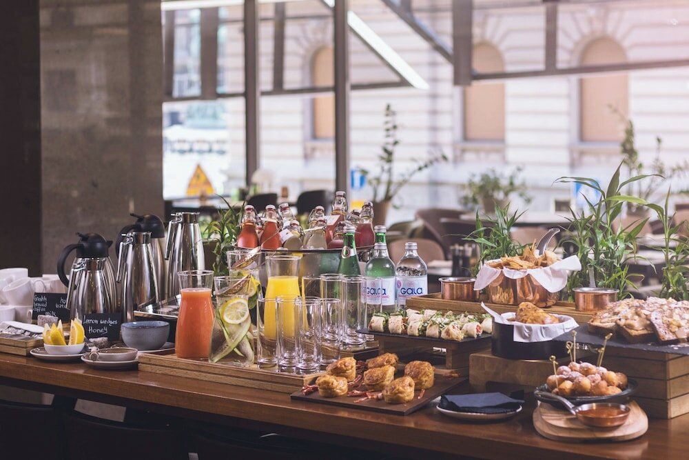 Фото Courtyard by Marriott Belgrade City Center