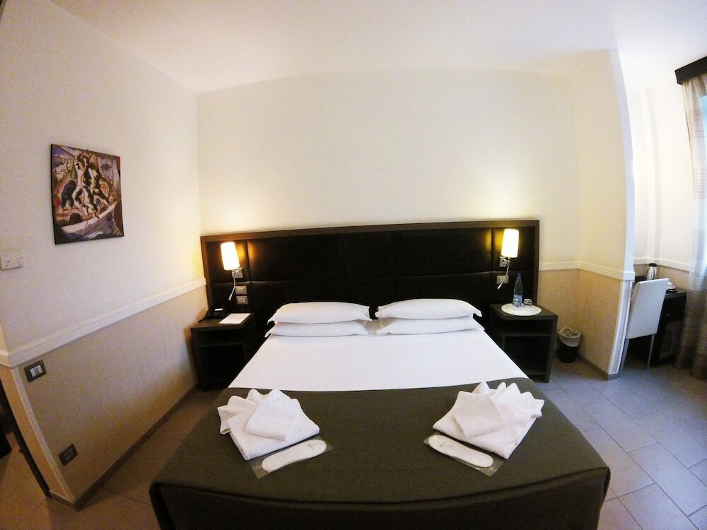 Фото Hotel Artis