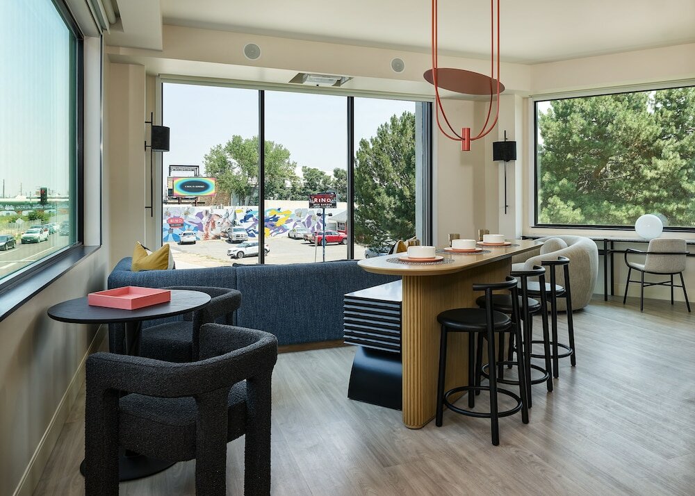 Фото Catbird Hotel