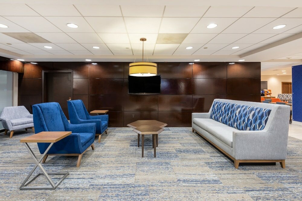 Фото Holiday Inn Express Philadelphia Ne - Bensalem, an Ihg Hotel