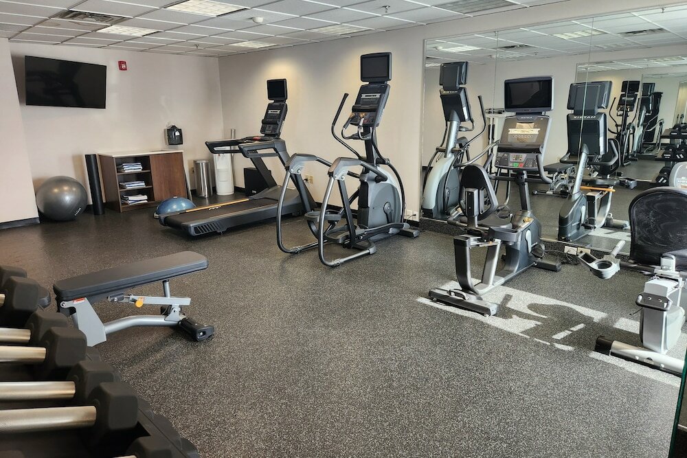 Фото Holiday Inn Express Philadelphia Ne - Bensalem, an Ihg Hotel