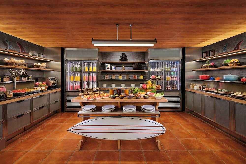 Фото Aloft Bali Kuta at Beachwalk