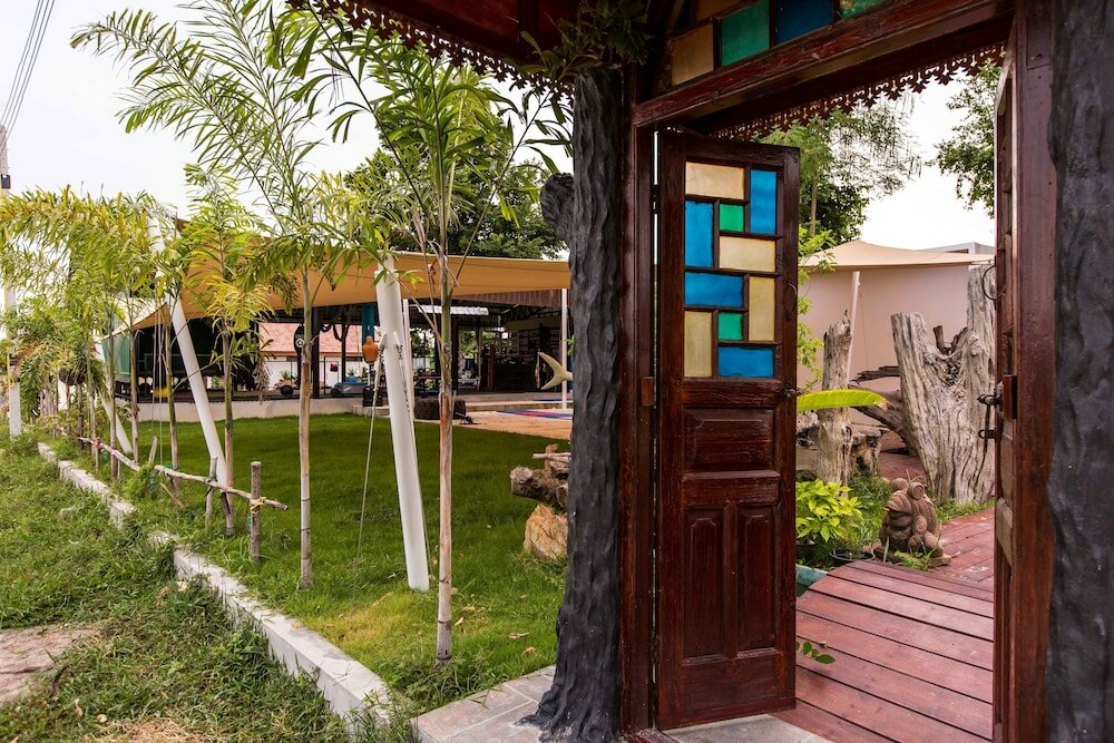 Фото Tree Roots Retreat