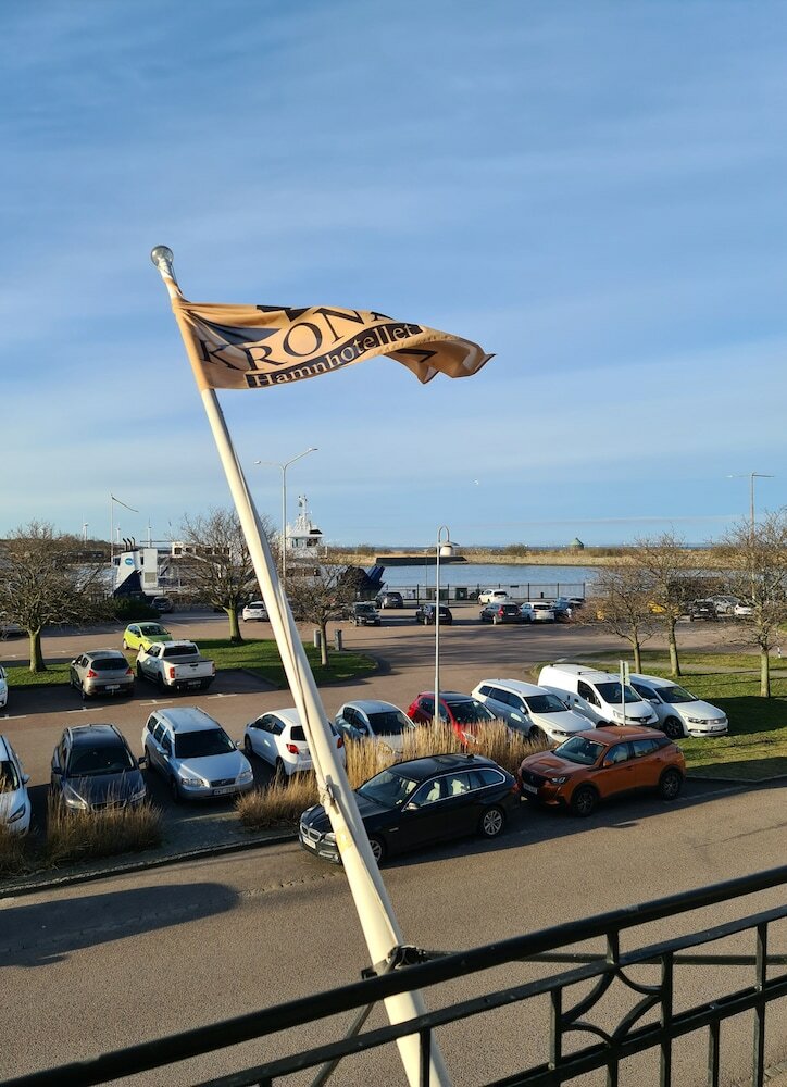 Фото Hamnhotellet Kronan