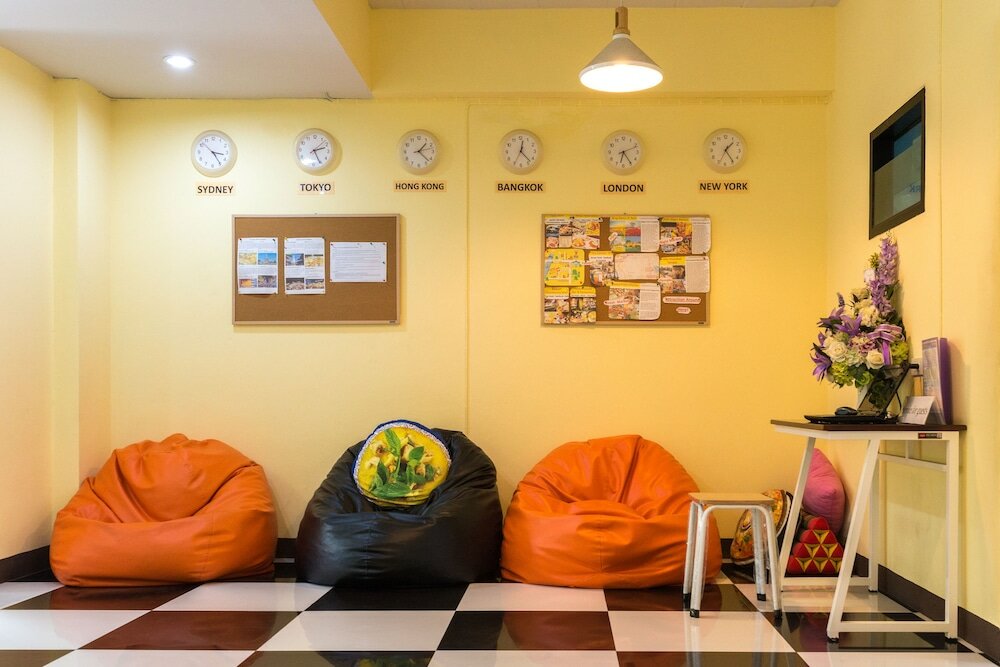 Фото Hide Bangkok Hostel
