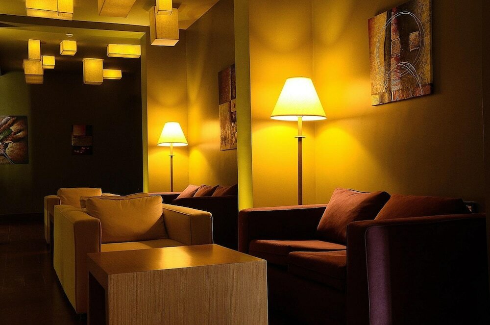 Фото Mosaic City Hotel