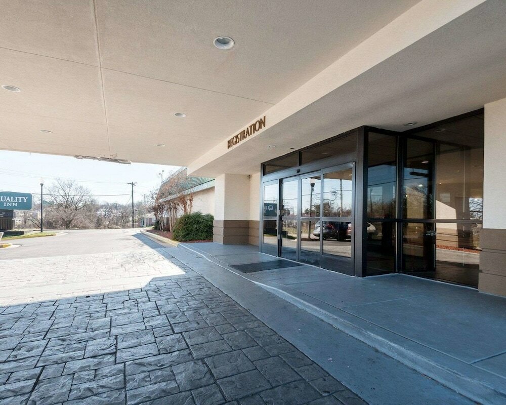 Фото Quality Inn Windsor Mill