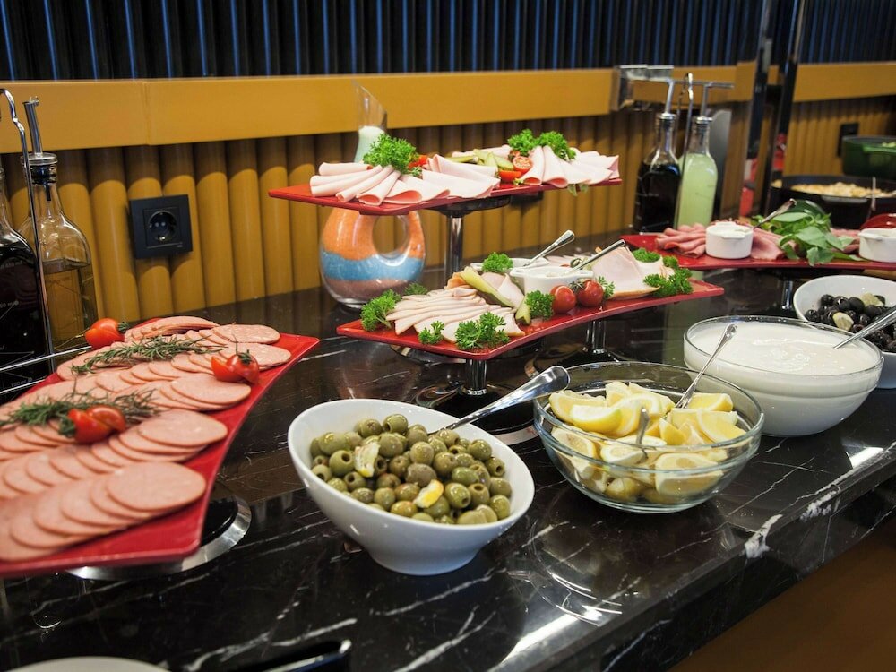 Фото Mercure Baku City