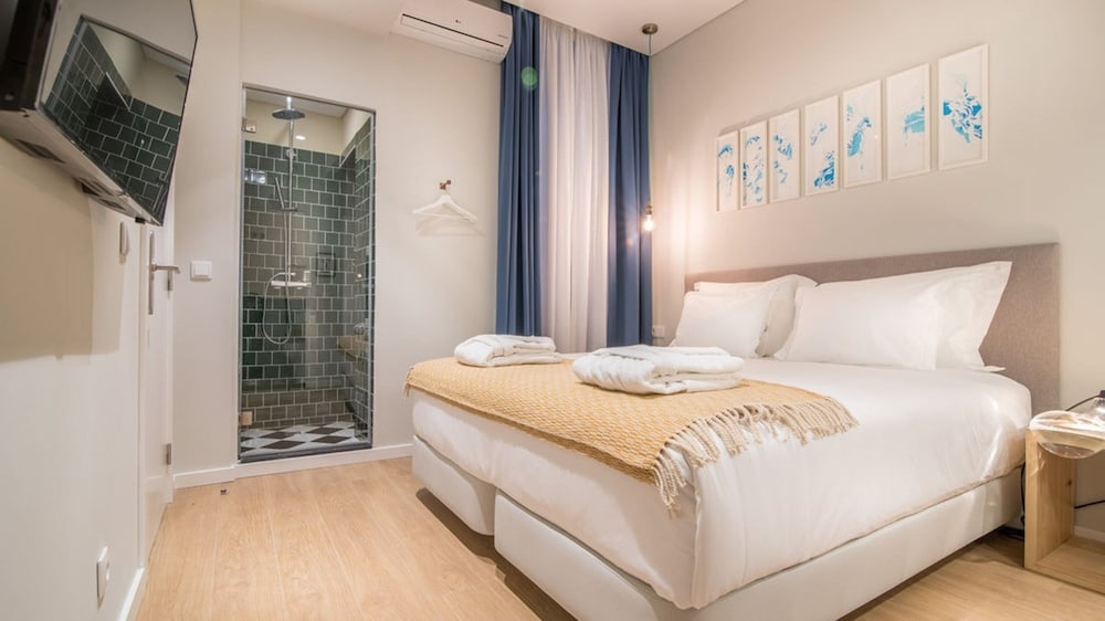 Фото Esqina Urban Lodge