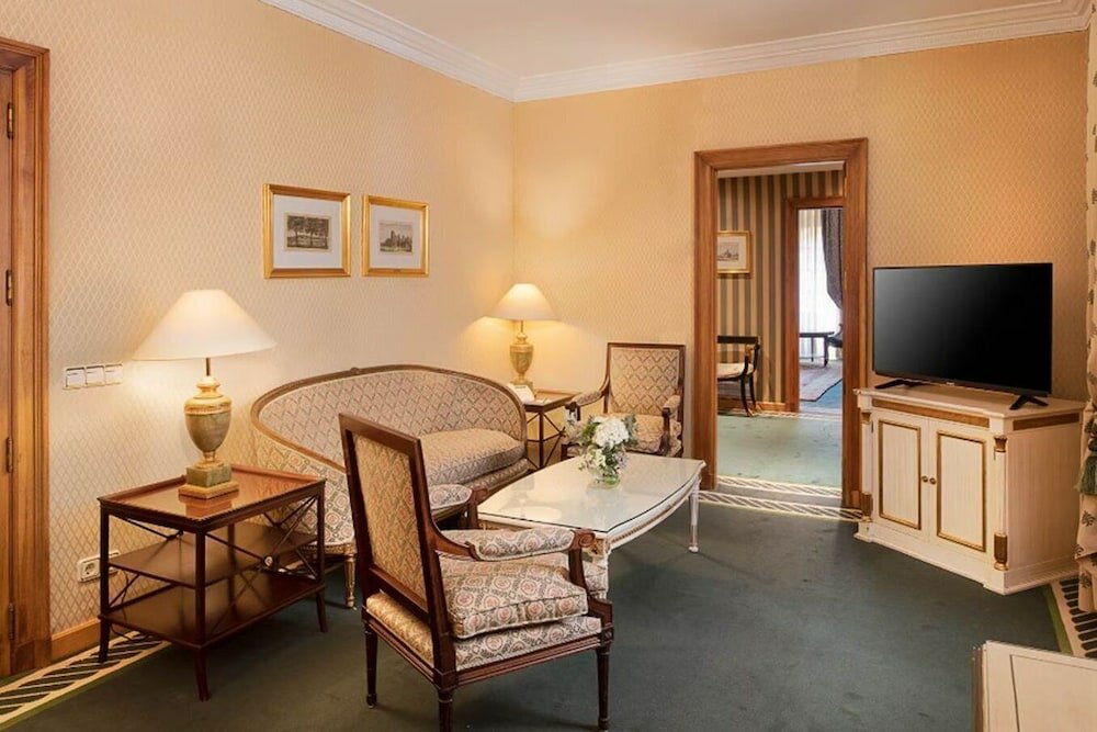 Фото Eurostars Hotel De La Reconquista