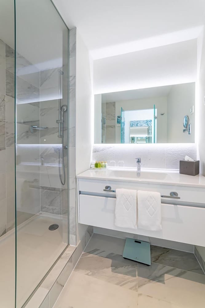 Фото 209944586057