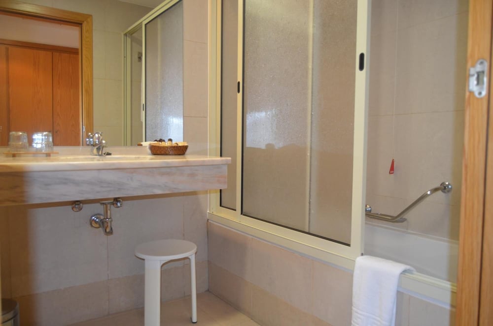 Фото Madeira Bright Star Hotel