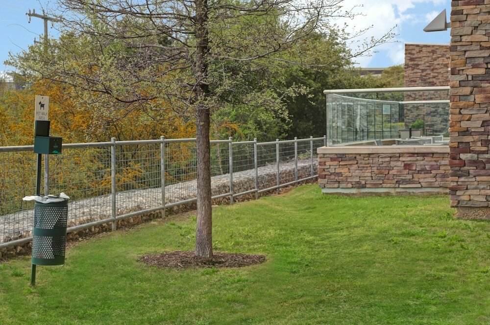 Фото Hyatt Place San Antonio – North/Stone Oak