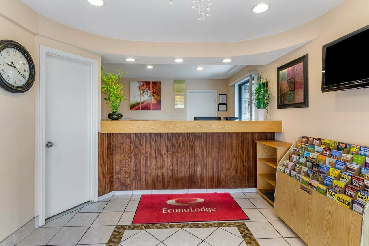 Фото Econo Lodge Civic Center