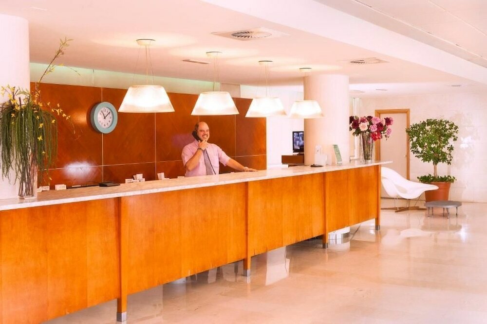 Фото Port Fiesta Park Hotel