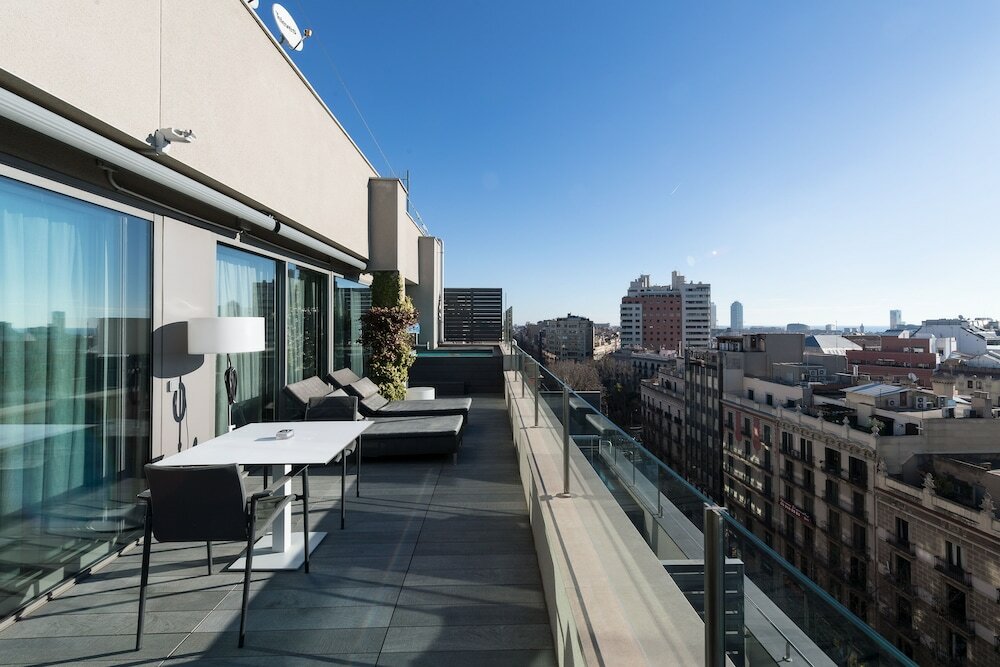 Фото Catalonia Square