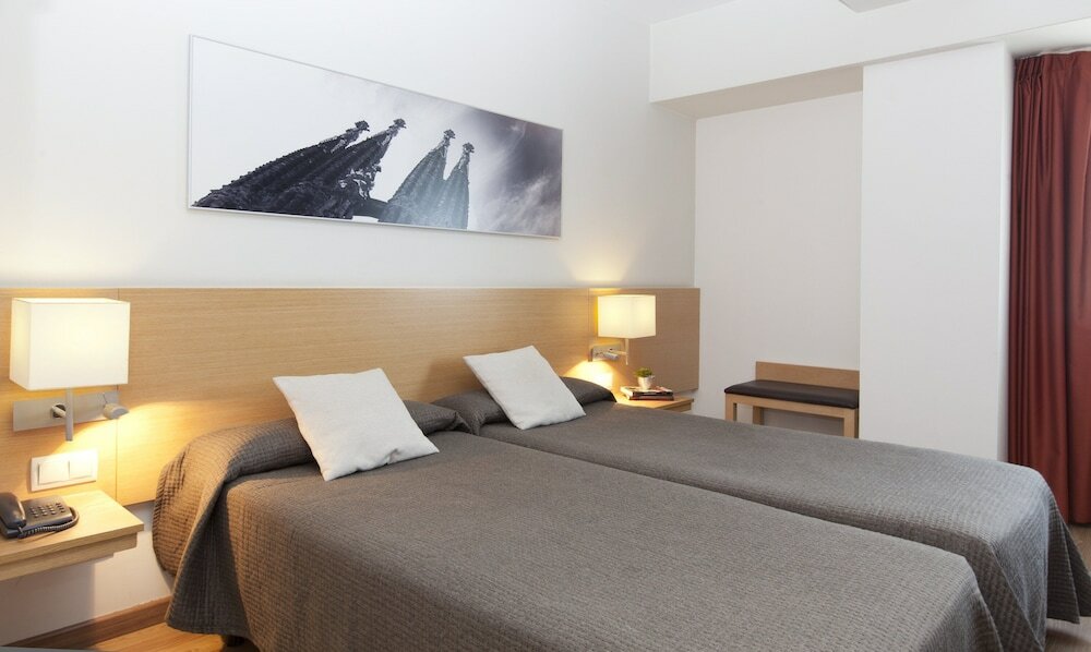 Фото Hotel Sagrada Familia
