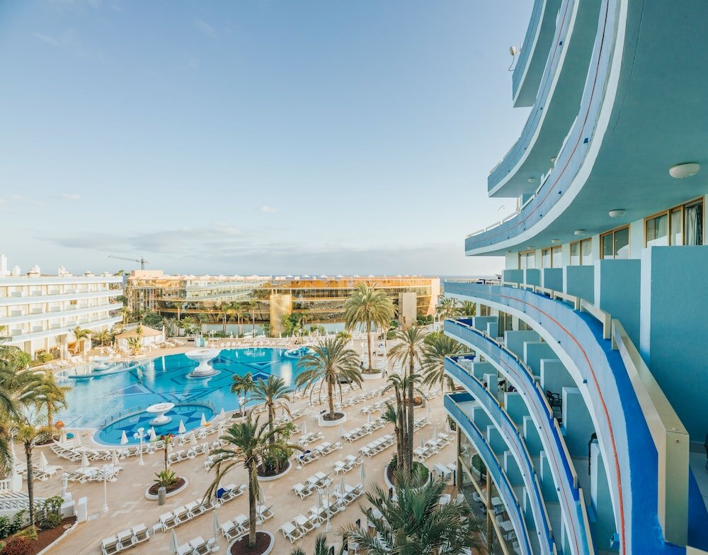 Фото Mediterranean Palace