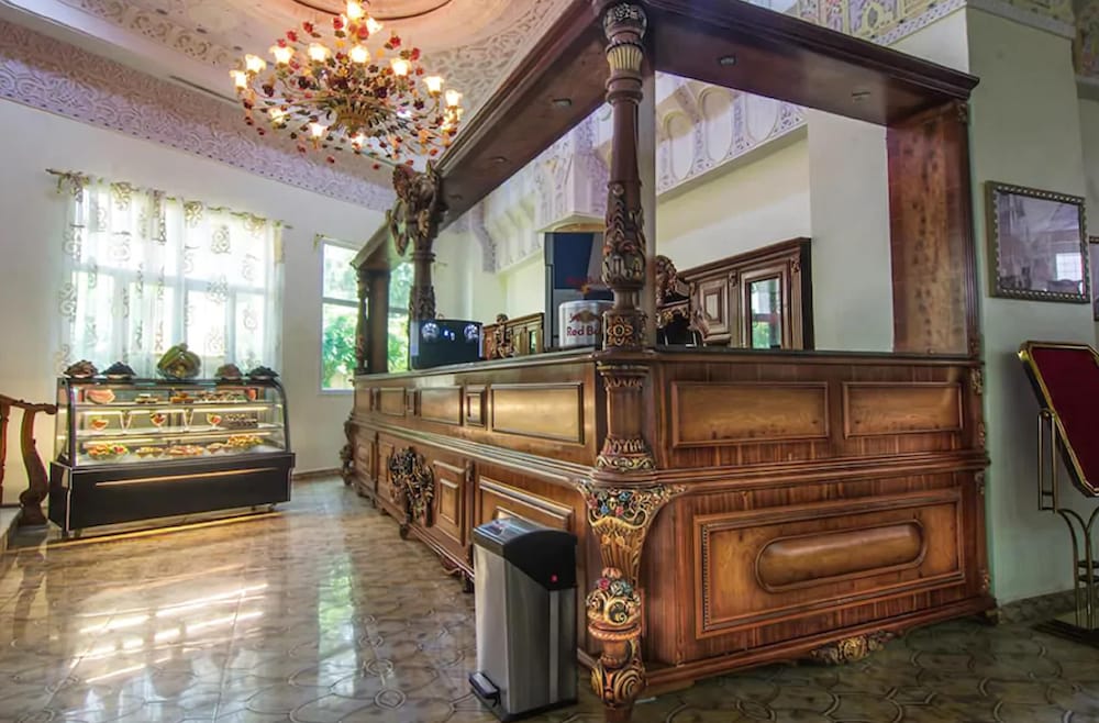 Фото Hotel Ville des Roses